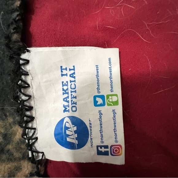 Star Wars The Mandalorian The Child Baby Yoda Fleece Throw Blanket 45 x 60 Inch - Picture 4 of 6